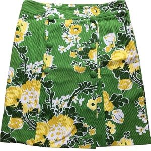 Talbot Kermit Green Floral Skirt with Side Zip And Fabric Covered Buttons. SZ 12
